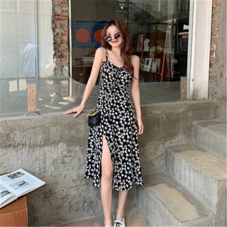 Váy trượt bán buôn xuyên biên giới mùa hè mới của Pháp tình yêu đầu tiên Váy chữ A niche màu đen xẻ hoa