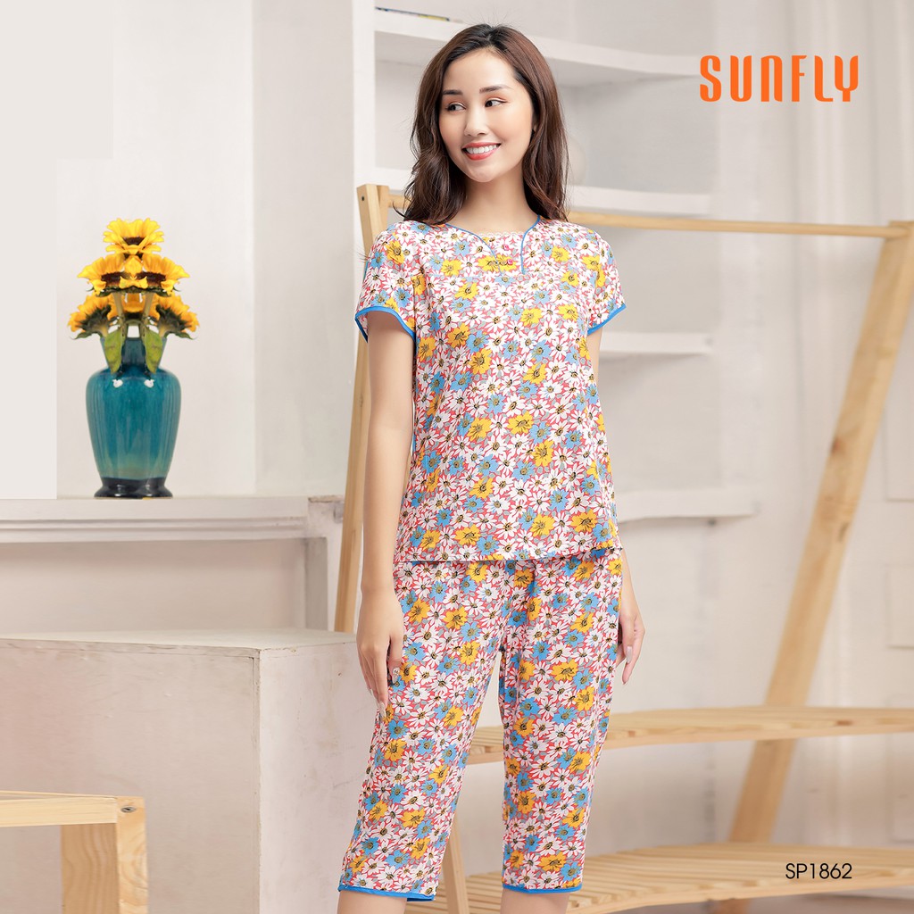 Bộ đồ lanh mặc nhà áo cộc tay, quần lửng SUNFLY xuân hè SP1862