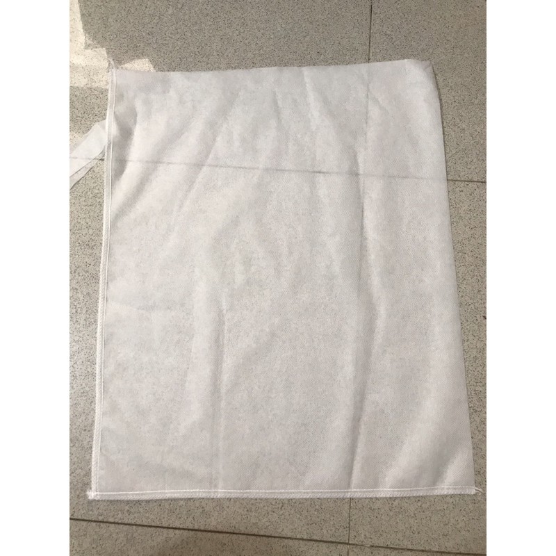 100 Túi vải không dệt có dây buộc size 35x50cm ( bọc túi xách , giầy , trái cây ( dưa hấu , mít))