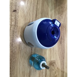 Đèn đuổi muỗi kèm tinh dầu