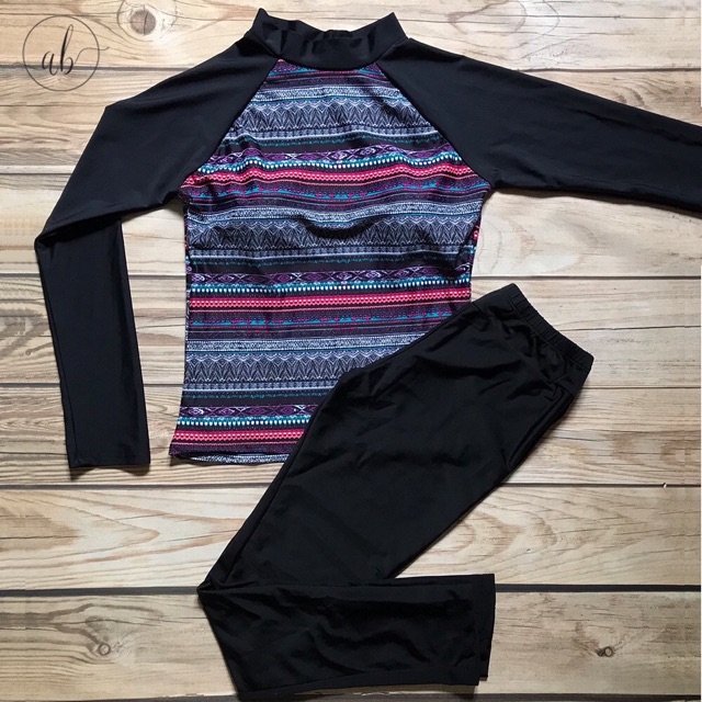 Sét Bơi Nữ Áo Tay Dài Mix Quần Đùi | BigBuy360 - bigbuy360.vn