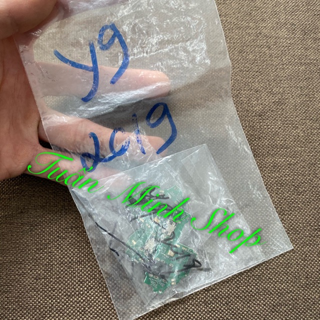 Chân sạc liền cụm Huawei Y9 2019