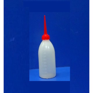 Bình tra dầu máy 500ml có chia vạch nắp đỏ