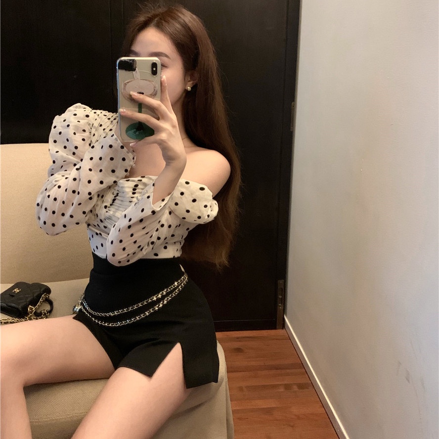 Áo Lửng Tay Dài Hoạ Tiết Chấm Bi Thiết Kế Độc Đáo Hợp Thời Trang