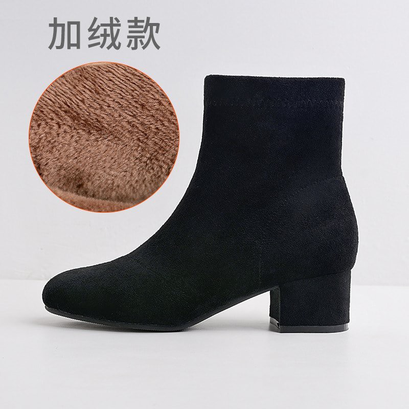 Bốt nữ cổ thấp gót vuông 4cm. Giày boots nữ da lộn xịn, lót nhung mịn.