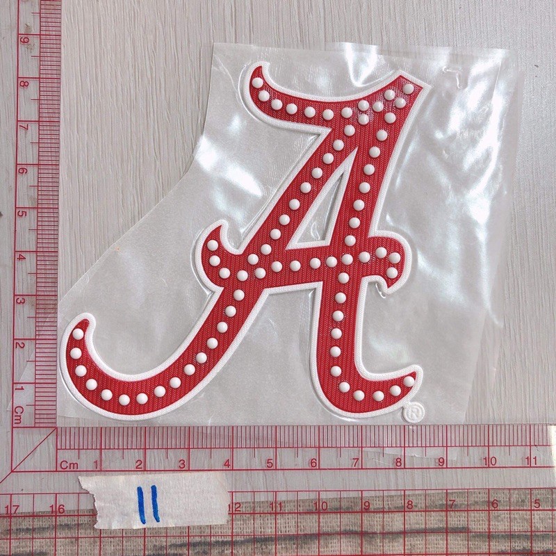 Sticker hình ủi nổi logo chữ
