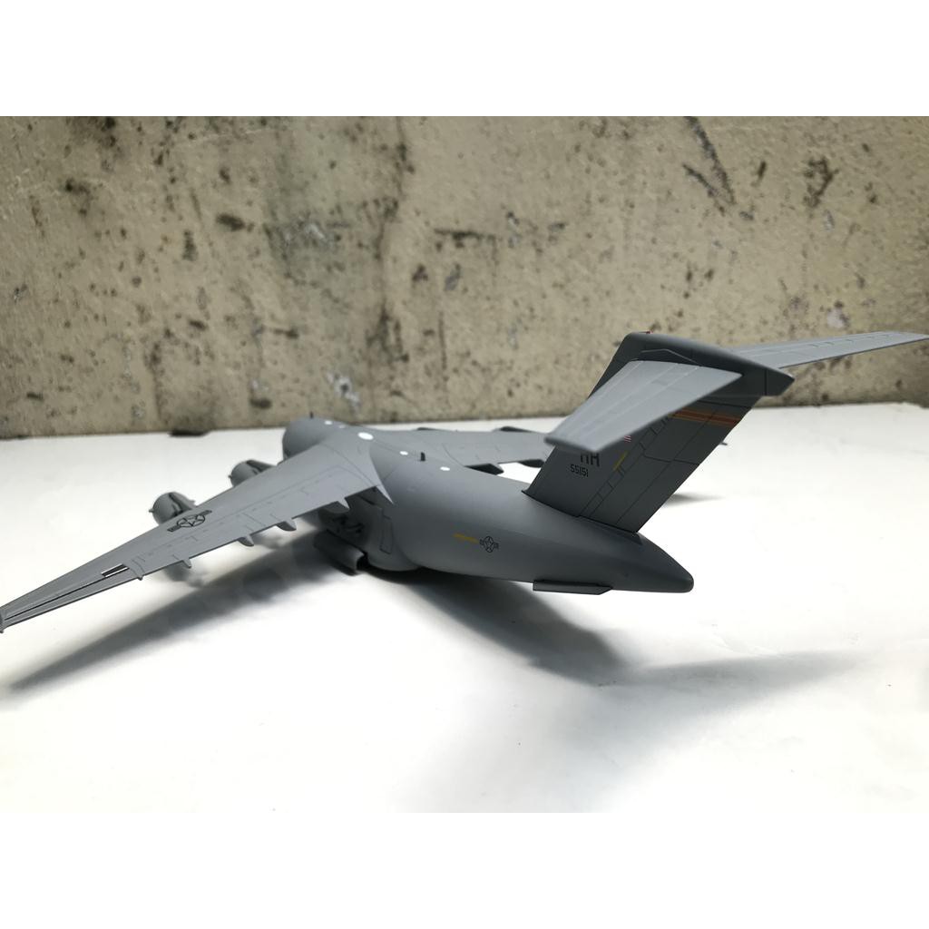 ​Mô hình Máy bay vận tải C-17 U.S AIR FORCE tỷ lệ 1:200
