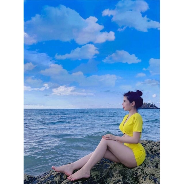 BiKiNi quần nhún   áo cọc tay [ Hình Thât]