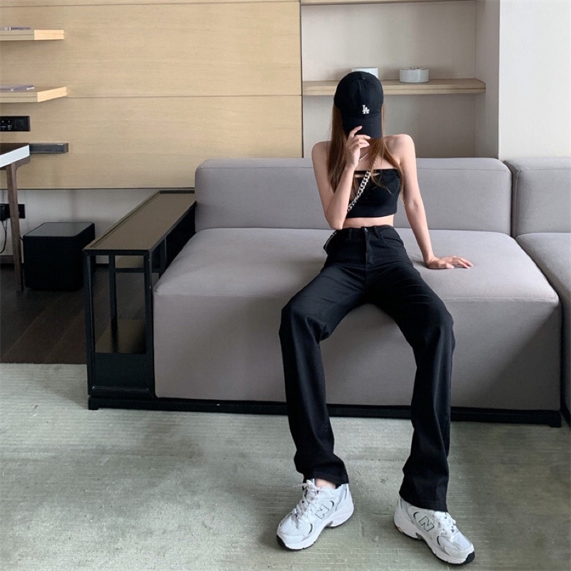 Jeans đen ống suông