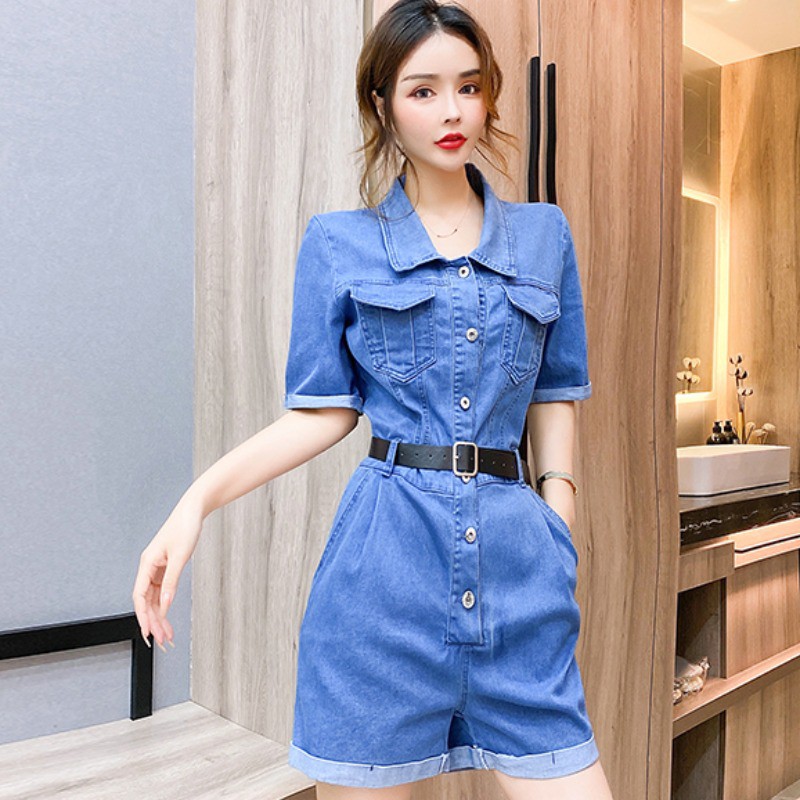 Jumpsuit Jean Tay Ngắn Ống Rộng Phối Hàng Nút Cá Tính