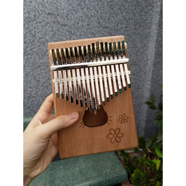 Đàn Kalimba 17 phím hộp gỗ hoạ tiết mèo xinh xắn - tặng full phụ kiện