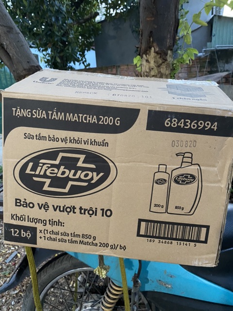 Sữa tắm Lifebuoy diệt khuẩn 850g tặng sữa tắm Detox | BigBuy360 - bigbuy360.vn