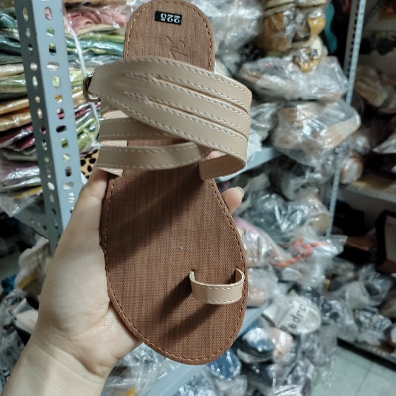 Giày Sandal Nữ Đế Bệt Chiến Binh Xỏ Ngón Quai Chéo Đi Biển 2021