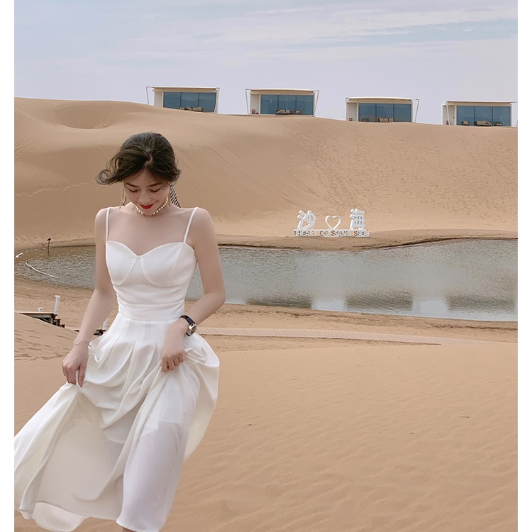 Váy cổ tích hai dây tiểu thư màu trắng tinh khiết tôn dáng eo Tulip flower