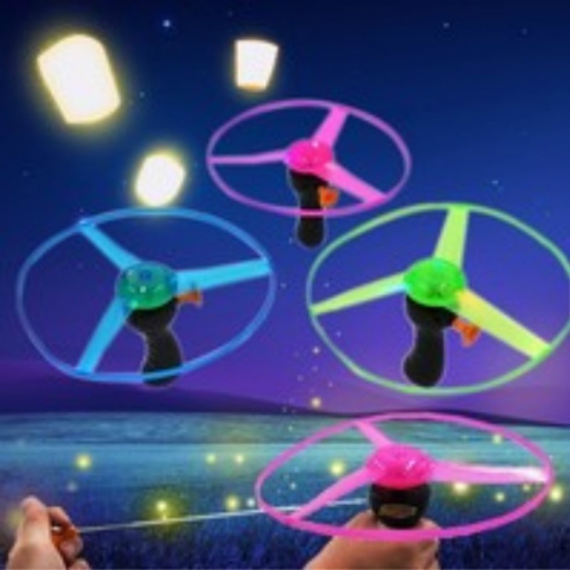Glow In The Dark Flashing Toys Funny Pull String UFO LED Light Up Flying Disc Colorful Kids Toys