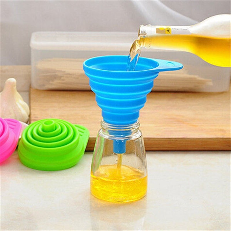 Phễu silicone dùng rót dầu có thể xếp gọn tiện lợi