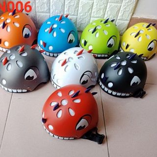 Nón bảo hiểm khủng long