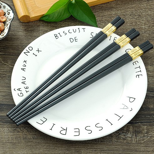 Set 10 Đôi Đũa Mạ Vàng Hợp Kim Cao Cấp Ăn Cơm Gia Đình Sạch Sẽ Lịch Sự