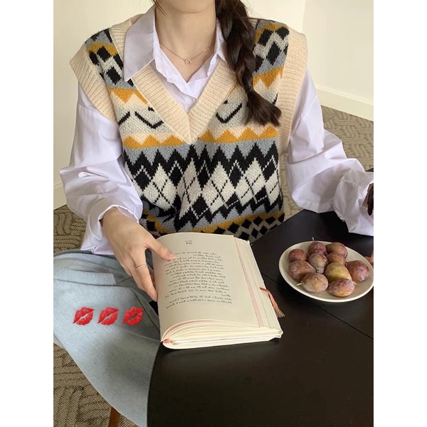 Áo gile len thổ cẩm cổ tim