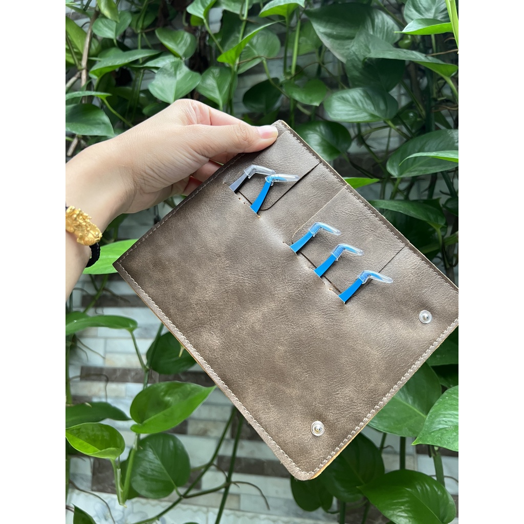 BÓP ĐỰNG NHÍP DA