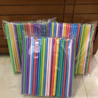 Ống hút nhựa đủ màu