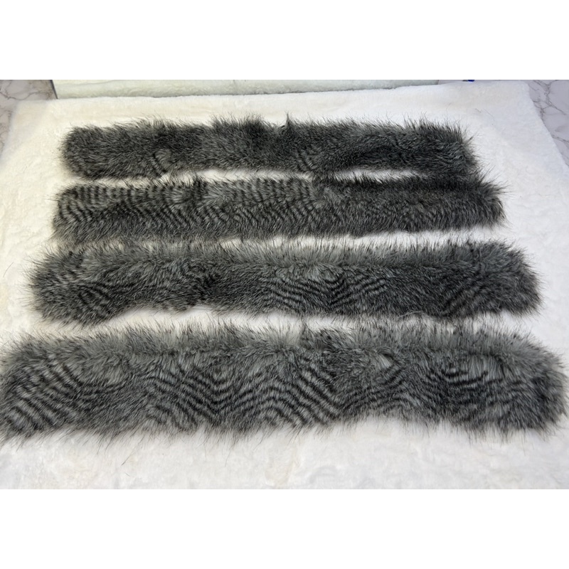 Lông gắn mũ áo khoác-hàng may sẵn có chun cài cúc