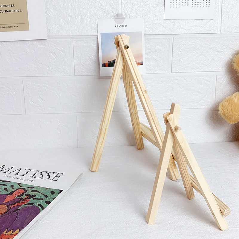 Giá đỡ điện thoại bằng gỗ có thể điều chỉnh tiện lợi