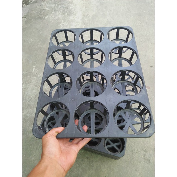 Khay nhựa 12,15 lỗ kèm chậu