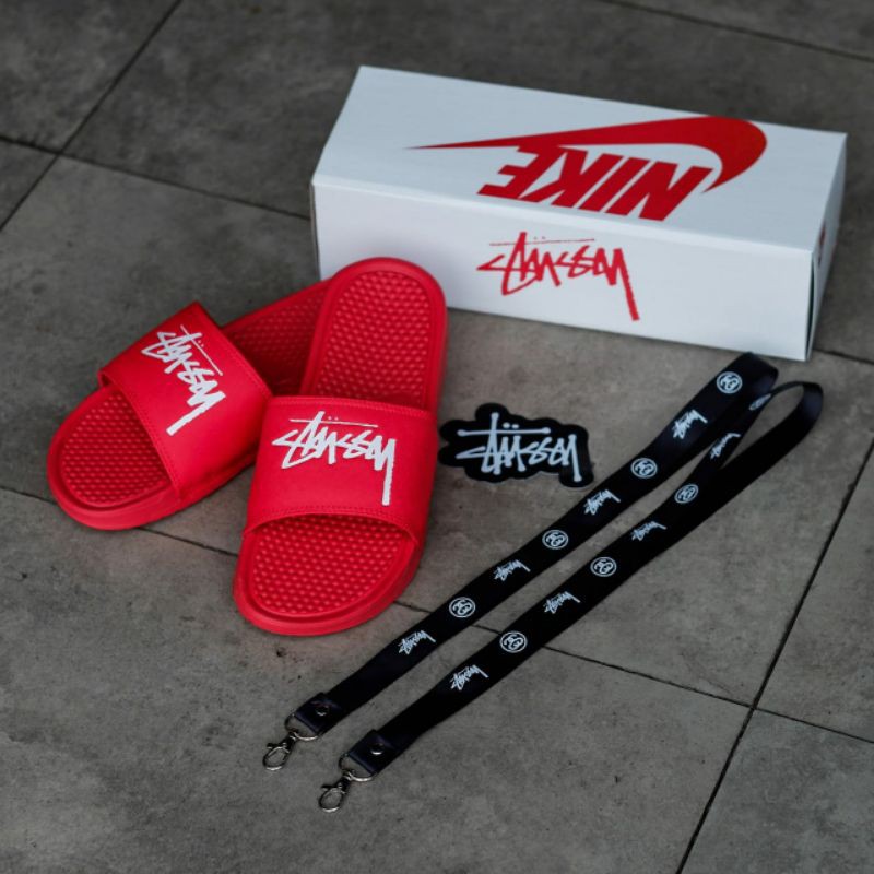 Giày Sandal Nike Benassi X Stussy Màu Trắng Đỏ