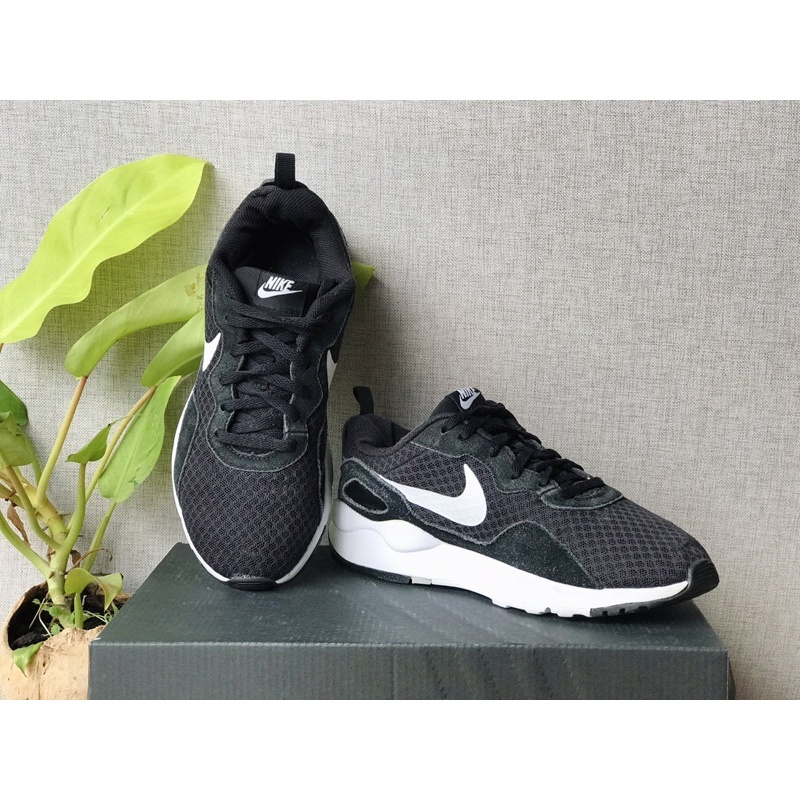Giày Nike LD Runner-size 36,5