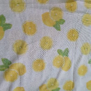 Vải bố quả chanh vàng