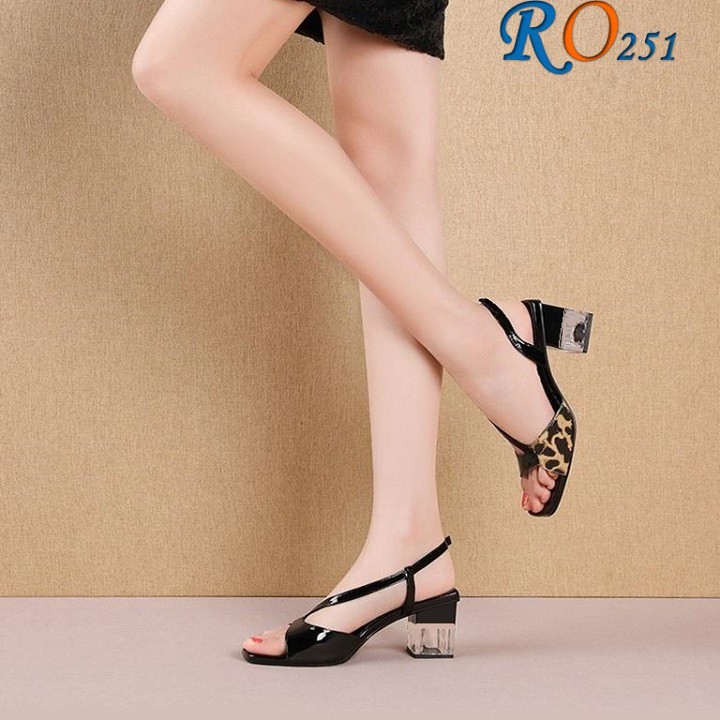 Giày cao gót nữ đẹp đế vuông 4p hàng hiệu rosata màu đen thời trang ro251