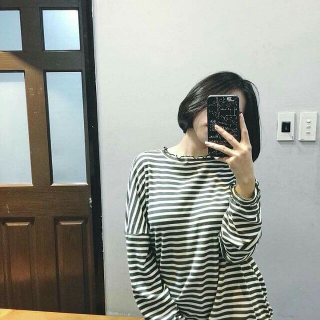 Áo oversize sọc ngang tay dài cuốn biên( còn độc vàng)