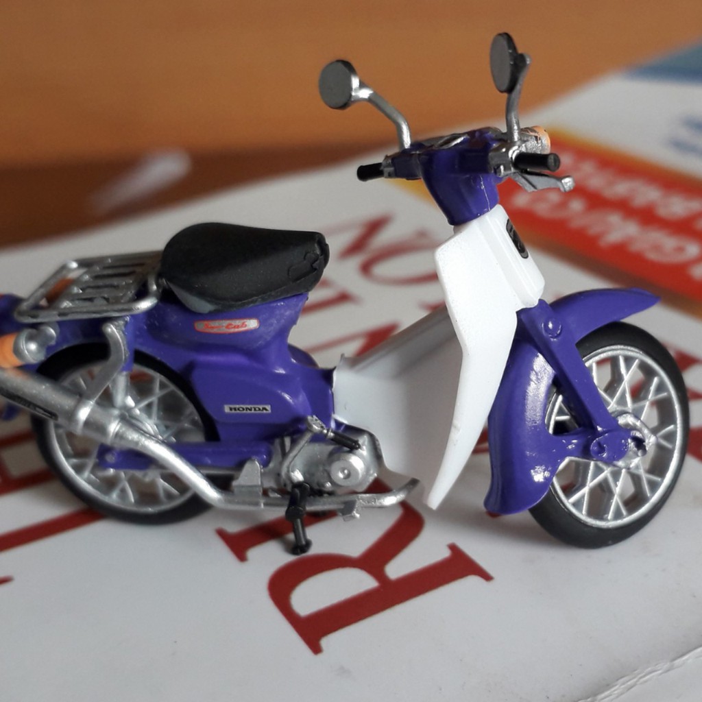 Xe mô hình Aoshima Honda Super Cub tỉ lệ 1/32