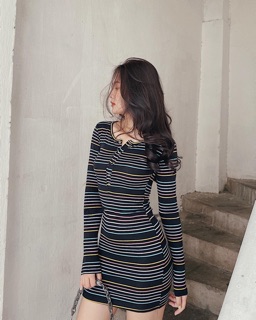 Đầm body bấm nút siêu xinh