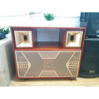 Vỏ thùng loa kéo Bass 4 tấc đôi. Chất liệu gỗ cao cấp. Sử dụng bền và rất sang trọng