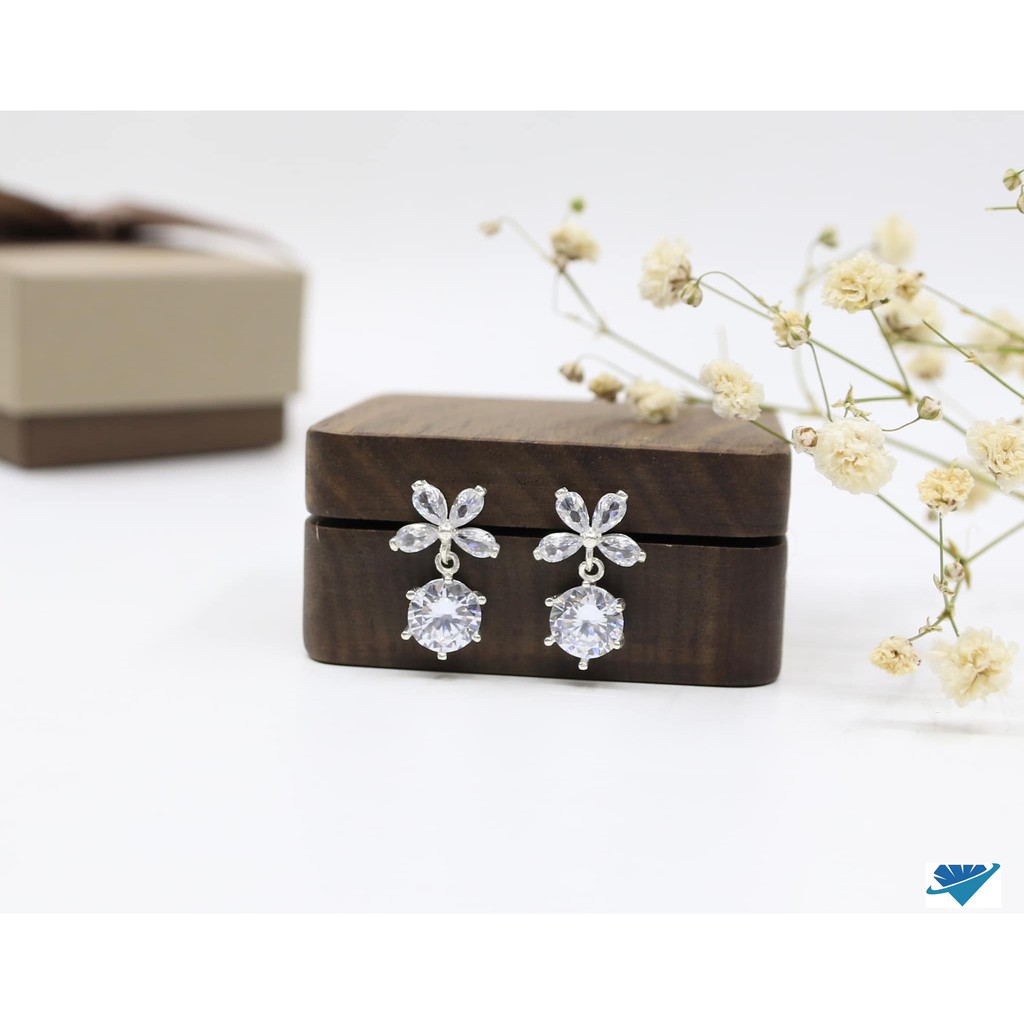 Bông tai hóa 4 cánh đá chủ 6mm bạc cao cấp s99 cho nữ