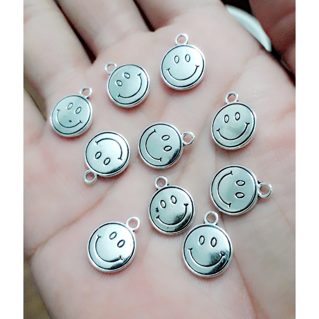 Charm sỉ TPHCM : 50g / 1 gói = 23k [ Sỉ Charm bạc cổ ]