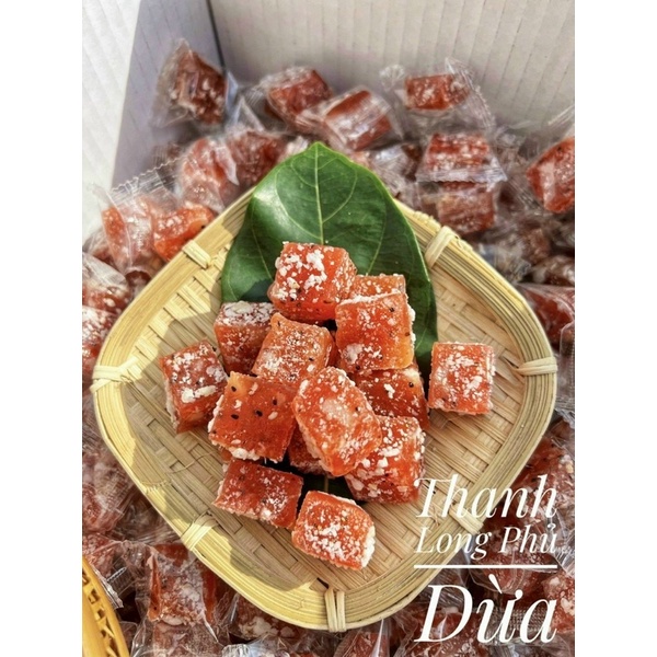 Mứt Thanh Long Phủ Dừa Lon 500Gram