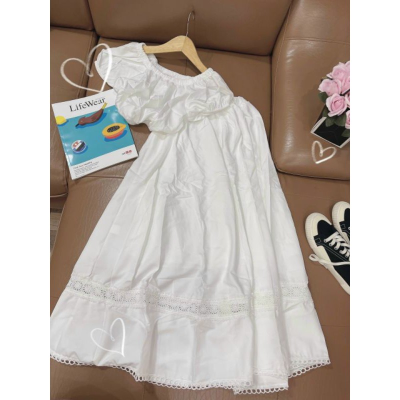 set áo bẹt vai + chân váy xòe midi trắng