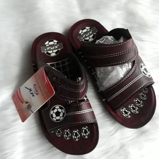 Dép da in hình quả bóng bé trai