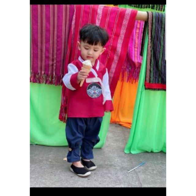 Hanbok bé trai giá rẻ rất xinh