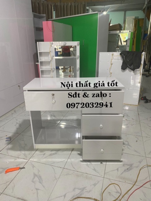 Bàn làm việc nhựa Đài Loan Freeship hcm