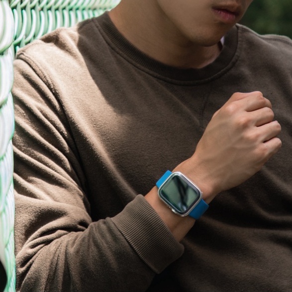 Ốp Apple Watch UNIQ Garde Hybrid Bảo Vệ Màn Hình Apple Watch Series 1,2,3,4,5,6,7/ SE  Màu Xám Khói