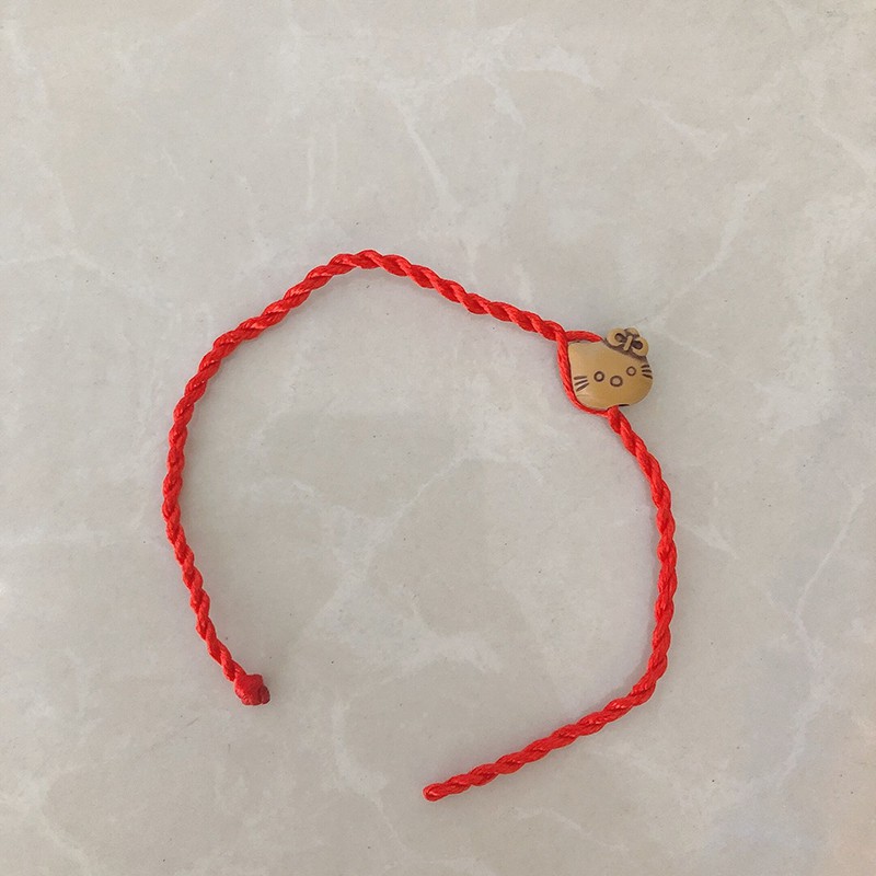 Dây Màu đỏ Dễ Thương