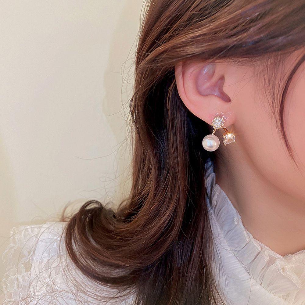 Bông Tai VANES1 Đính Kim Cương Giả Sang Trọng Cho Nữ