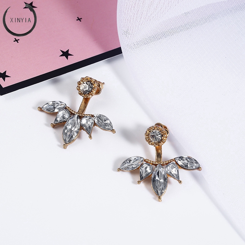 Bông Tai Hình Hoa Cúc Đính Đá Xinh Xắn Cho Nữ