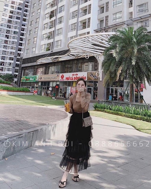 Chân váy ren 6 tầng -hàng quảng châu