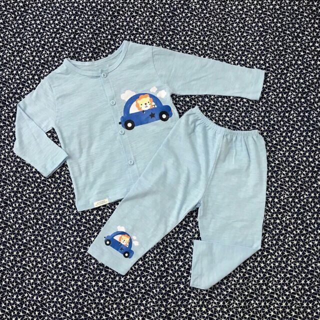 Bộ cotton mỏng cài khuy momma