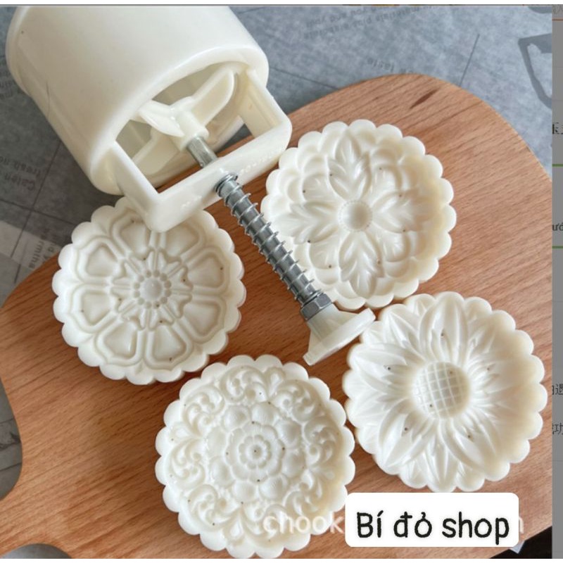 Khuôn trung thu lò xo 2022 HOA 4 LÁ 4 mặt 1 nhấn 150g, 200g